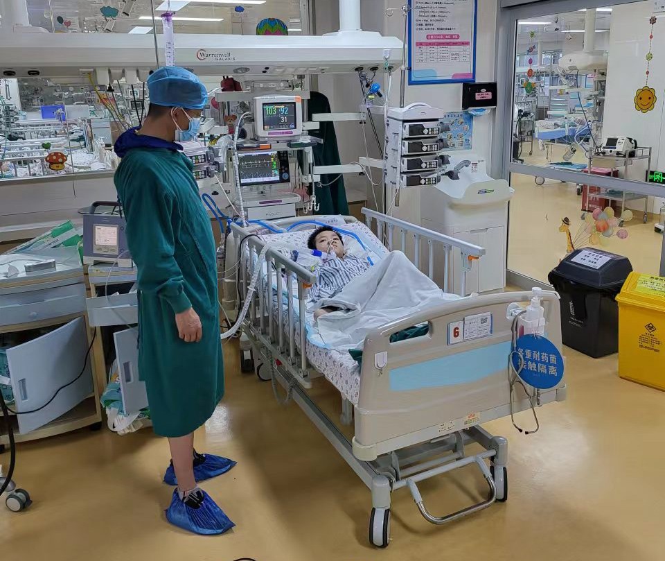 鱼台县跨省救护车出租公司